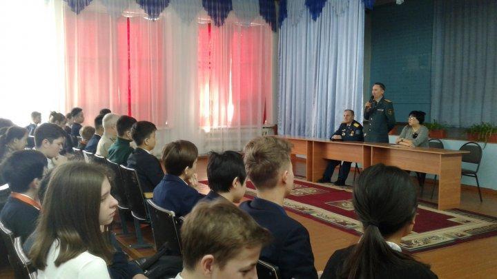 «Урок мужества» в КГУ СОШ-лицей №7, посвященный Таджико-афганским вооруженным конфликтам