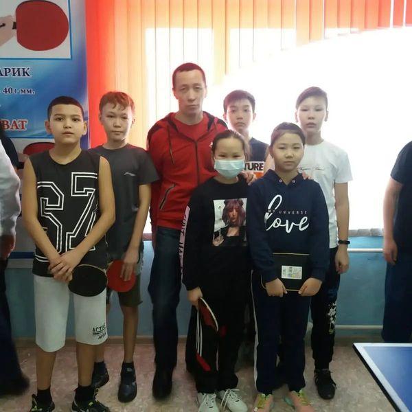 Поздравляем призеров по настольному теннису городского уровня среди 5-6 классов