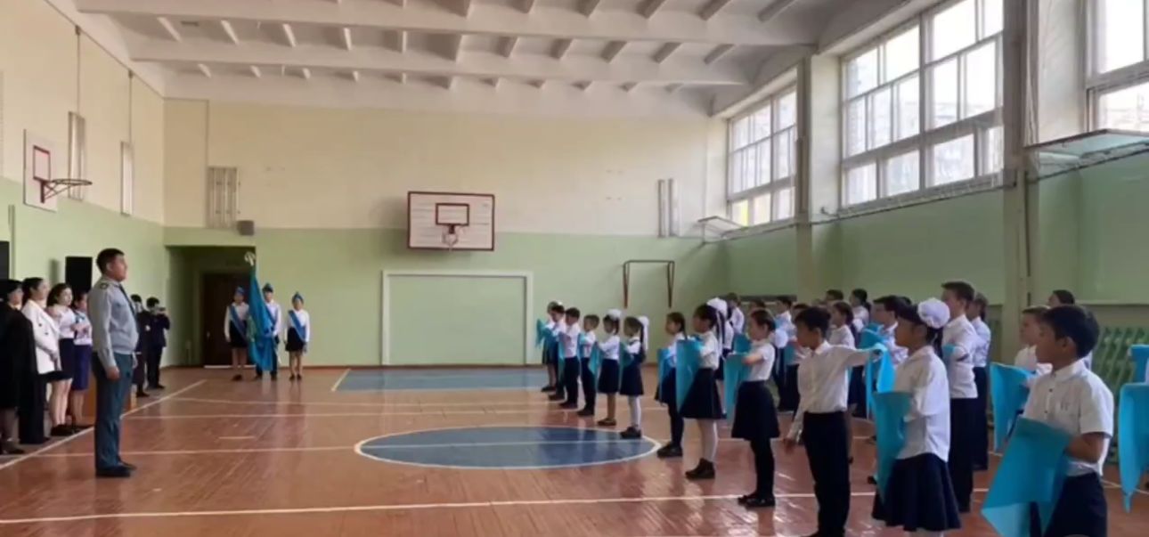 Прием в ряды ЕДЮО "Жас Улан"
